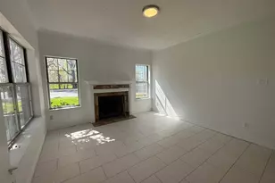 31 High St, East Hartford, CT 06118 - Photo 5