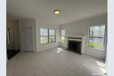 31 High Street #4105, East Hartford, CT 06118 - Photo 3