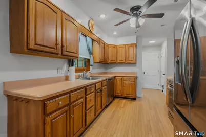 4 Robinhood Drive, Ledyard, CT 06335 - Photo 7