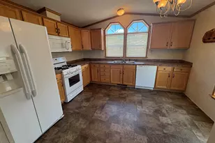 224 Foxon Rd, North Branford, CT 06471 - Photo 7