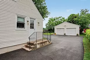 439 Stillson Rd, Fairfield, CT 06824 - Photo 19