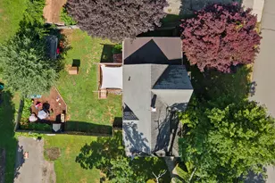47 Broad St, Killingly, CT 06239 - Photo 33