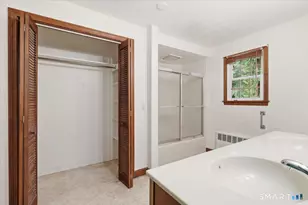 39 Buckingham St, Stonington, CT 06379 - Photo 19
