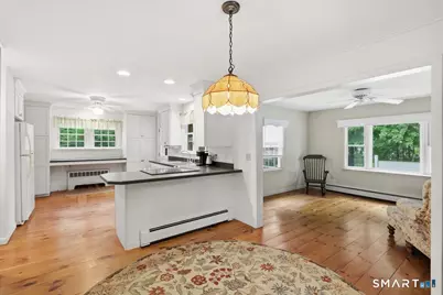 39 Buckingham Street, Stonington, CT 06379 - Photo 11