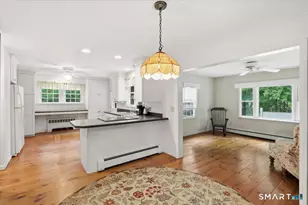 39 Buckingham St, Stonington, CT 06379 - Photo 11