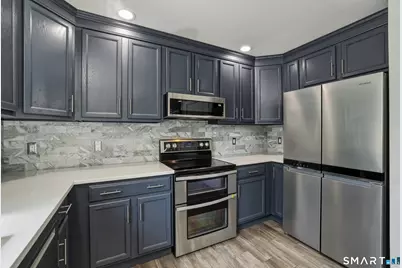 20 Ridgewood Court, Hamden, CT 06473 - Photo 11