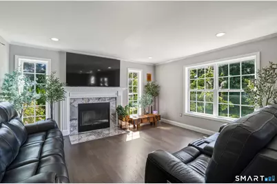 20 Ridgewood Court, Hamden, CT 06473 - Photo 15