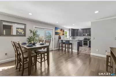 20 Ridgewood Court, Hamden, CT 06473 - Photo 13
