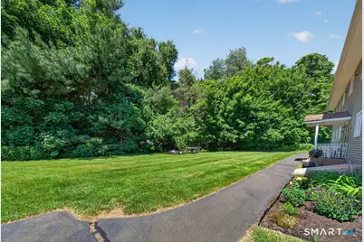1789 Foxon Road #7D, North Branford, CT 06471 - Photo 17
