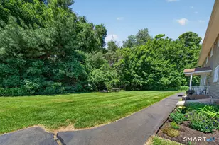 1789 Foxon Rd, North Branford, CT 06471 - Photo 17