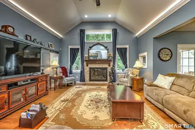 1953 Hartford Turnpike, North Haven, CT 06473 - Photo 15