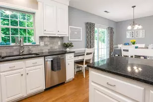 4 Rockledge Ln, Canton, CT 06019 - Photo 5