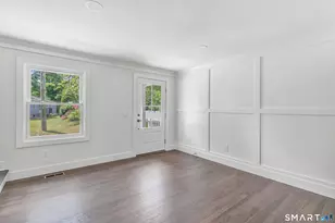 21 Meadow St, Milford, CT 06460 - Photo 9