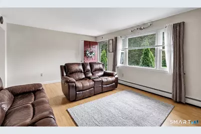 240 Blackhouse Road, Trumbull, CT 06611 - Photo 7