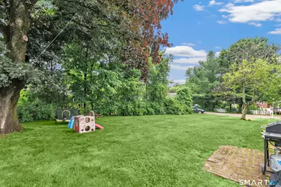 240 Blackhouse Road, Trumbull, CT 06611 - Photo 3