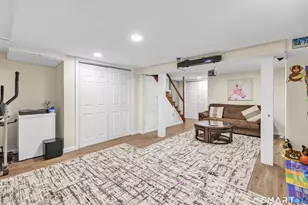 240 Blackhouse Rd, Trumbull, CT 06611 - Photo 31