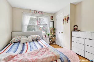 240 Blackhouse Rd, Trumbull, CT 06611 - Photo 19