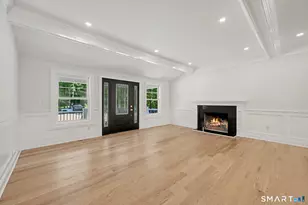 203 wildflower Ln, Fairfield, CT 06824 - Photo 3