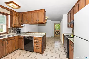 131 Canterbury Rd, Plainfield, CT 06374 - Photo 5