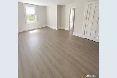 243 Glenville Road #2nd Floor, Greenwich, CT 06831 - Photo 5