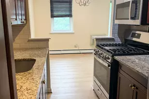 27 Northill St, Stamford, CT 06907 - Photo 7