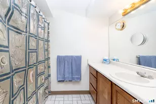 1469 Farmington Ave, Bristol, CT 06010 - Photo 17