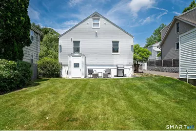 78 Saint Charles Avenue, Stamford, CT 06907 - Photo 9