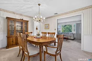 44 Roslyn Dr, Cheshire, CT 06410 - Photo 9