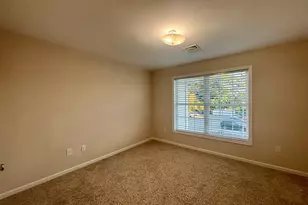 130 Meridian St, Groton, CT 06340 - Photo 13