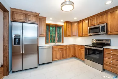 182 Valley View Road, Manchester, CT 06040 - Photo 9