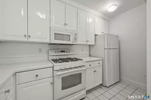 25 W Elm St, Greenwich, CT 06830 - Photo 11