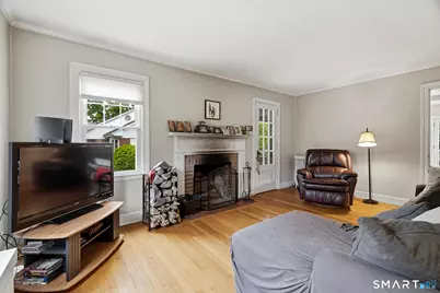 141 Elm Street, Windsor Locks, CT 06096 - Photo 5