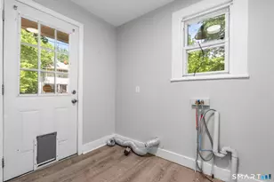 52 Granger St, Waterbury, CT 06704 - Photo 9