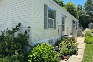 68 Cooke St, Plainville, CT 06062 - Photo 17
