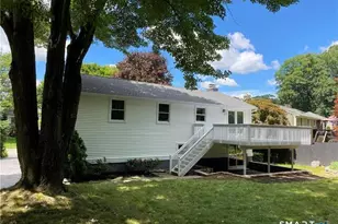 10 Donohue Dr, Norwalk, CT 06851 - Photo 3