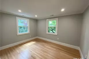 10 Donohue Dr, Norwalk, CT 06851 - Photo 11