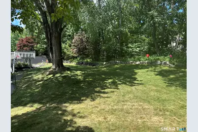 10 Donohue Drive, Norwalk, CT 06851 - Photo 21
