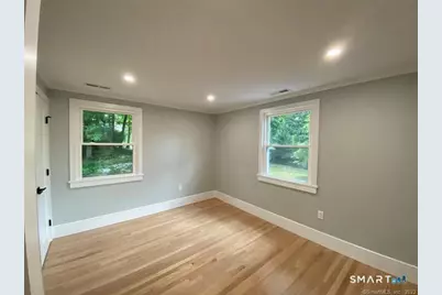 10 Donohue Drive, Norwalk, CT 06851 - Photo 13