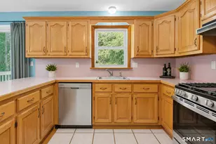 36 Manton St, Shelton, CT 06484 - Photo 11