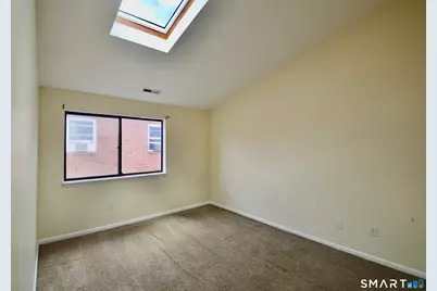 18 Amsterdam Avenue #3A, Bridgeport, CT 06606 - Photo 17