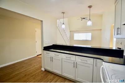 18 Amsterdam Avenue #3A, Bridgeport, CT 06606 - Photo 7