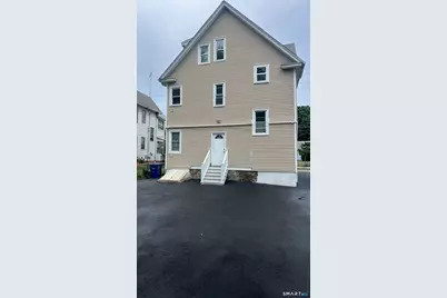 137 Hollister Avenue, Bridgeport, CT 06610 - Photo 3
