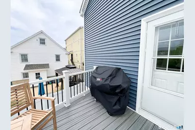 9 Hanover Street, Milford, CT 06460 - Photo 9