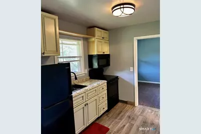 34 Bradbury Road #2C, New Milford, CT 06776 - Photo 3