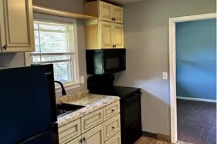 34 Bradbury Rd, New Milford, CT 06776 - Photo 3