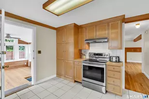 28 Huber Ave, Meriden, CT 06450 - Photo 7