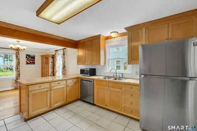 28 Huber Avenue, Meriden, CT 06450 - Photo 5