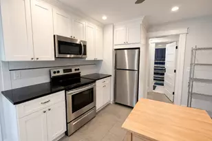 30 Harborside Dr, Milford, CT 06460 - Photo 3
