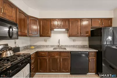 330 Conestoga Way #330, Glastonbury, CT 06033 - Photo 9