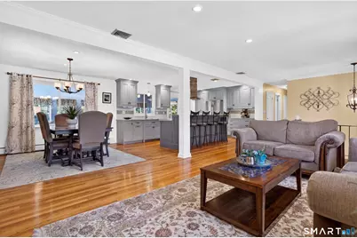 16 Williamsburg Drive, Orange, CT 06477 - Photo 3